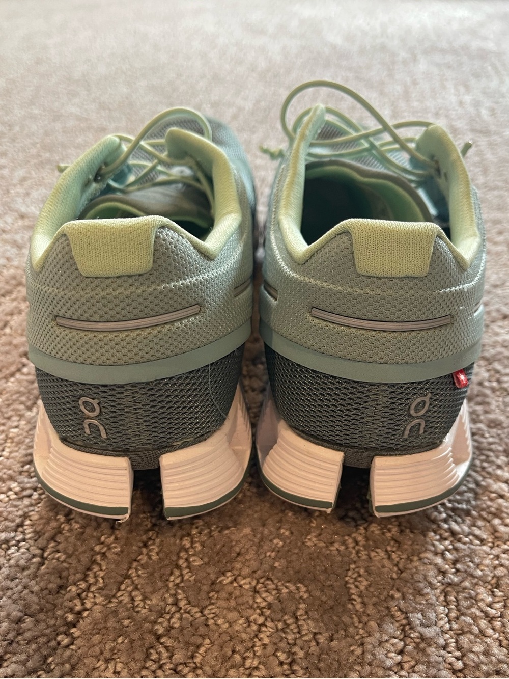 On Cloud 2.0 Women’s Running Shoes In Spray/Sea Colorway, Size 8 - Picture 6 of 13
